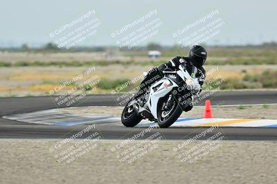 media/Apr-18-2025-TrackDaz (Fri) [[45f5874c44]]/C Group/Session 1 (Turn 7)/